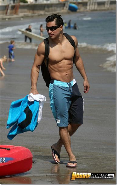 sexymalecelebrities-mario_lopez