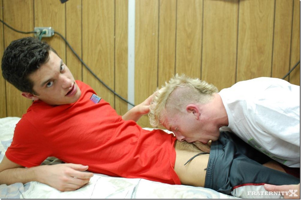 fraternity_x-toke_and_fuck (27)